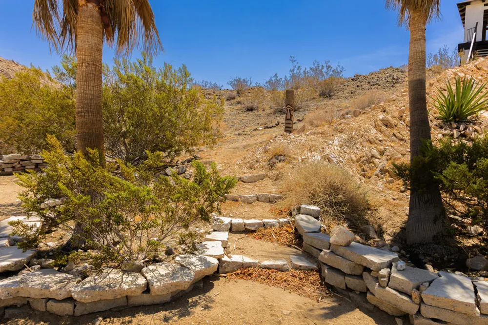 16430 Evans Lane Desert Hot Springs, CA 92241