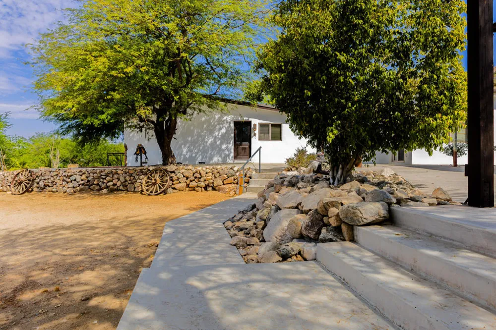 16430 Evans Lane Desert Hot Springs, CA 92241