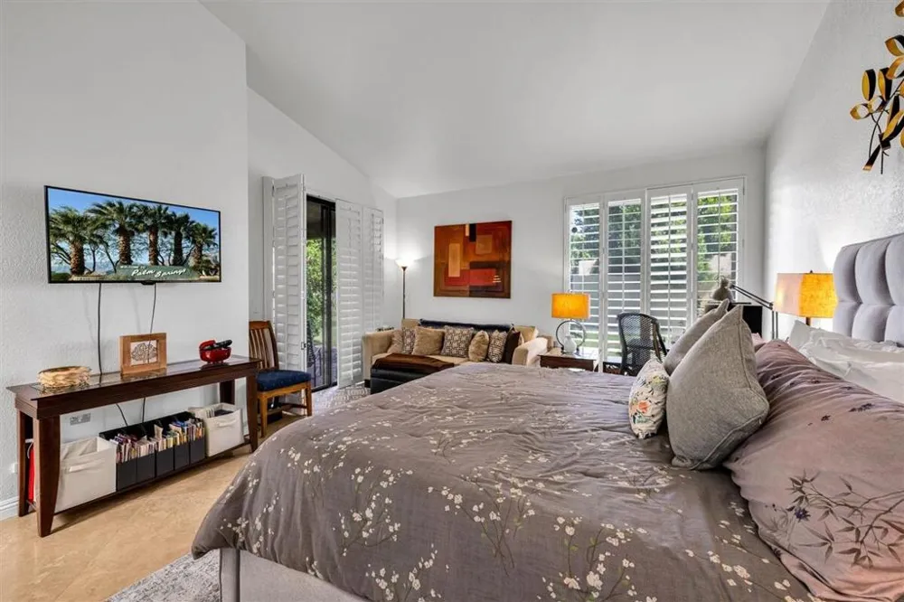 5822 E Palm Oasis Street Palm Springs, CA 92264