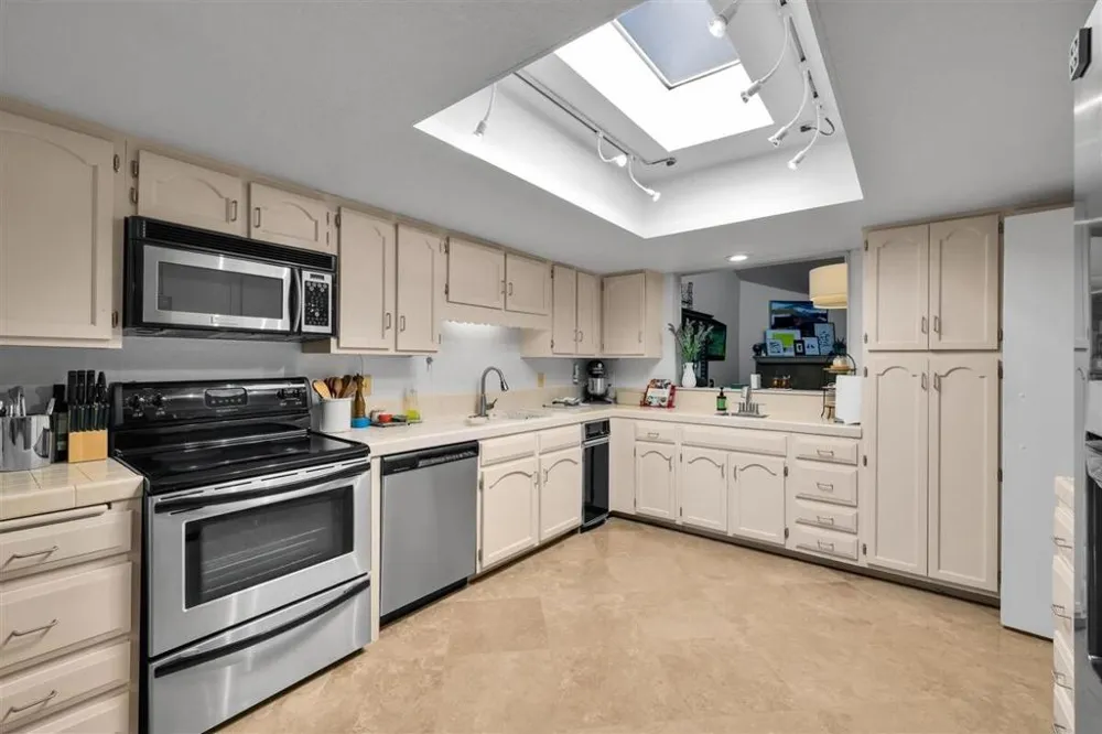 5822 E Palm Oasis Street Palm Springs, CA 92264