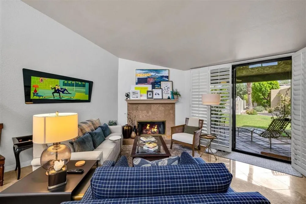 5822 E Palm Oasis Street Palm Springs, CA 92264