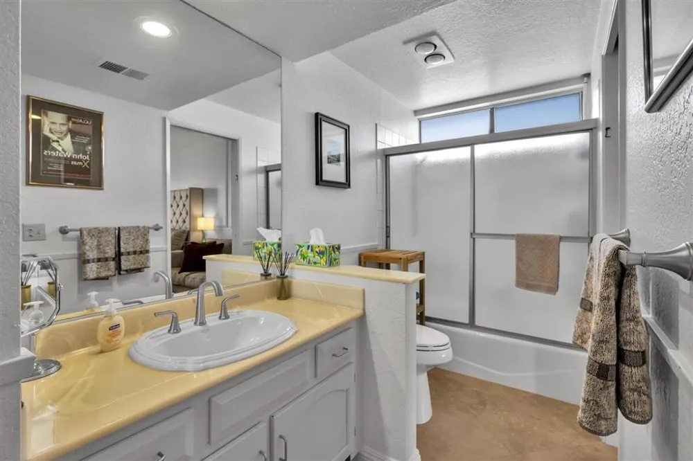 5822 E Palm Oasis Street Palm Springs, CA 92264
