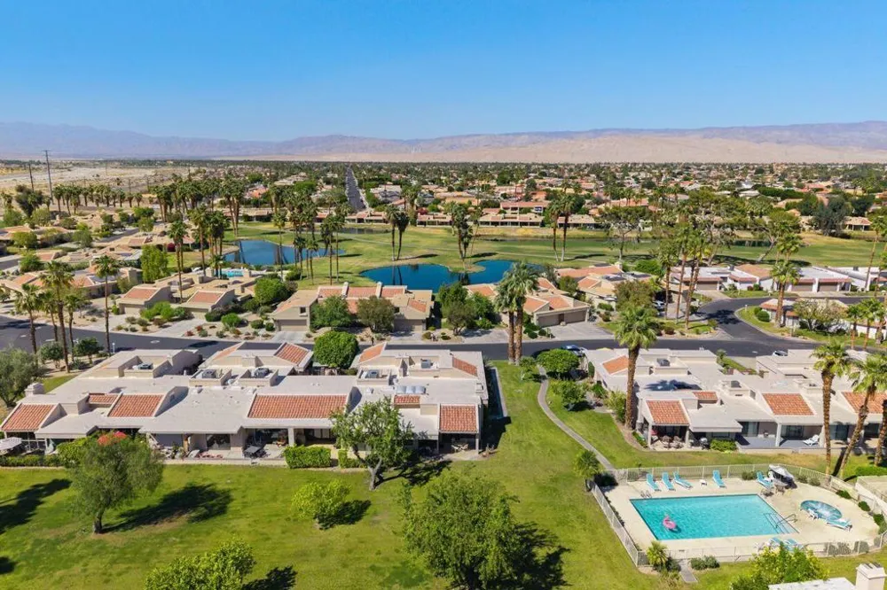 68145 Seven Oaks Drive Cathedral City, CA 92234