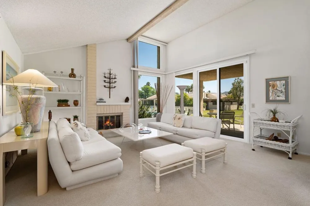 68145 Seven Oaks Drive Cathedral City, CA 92234