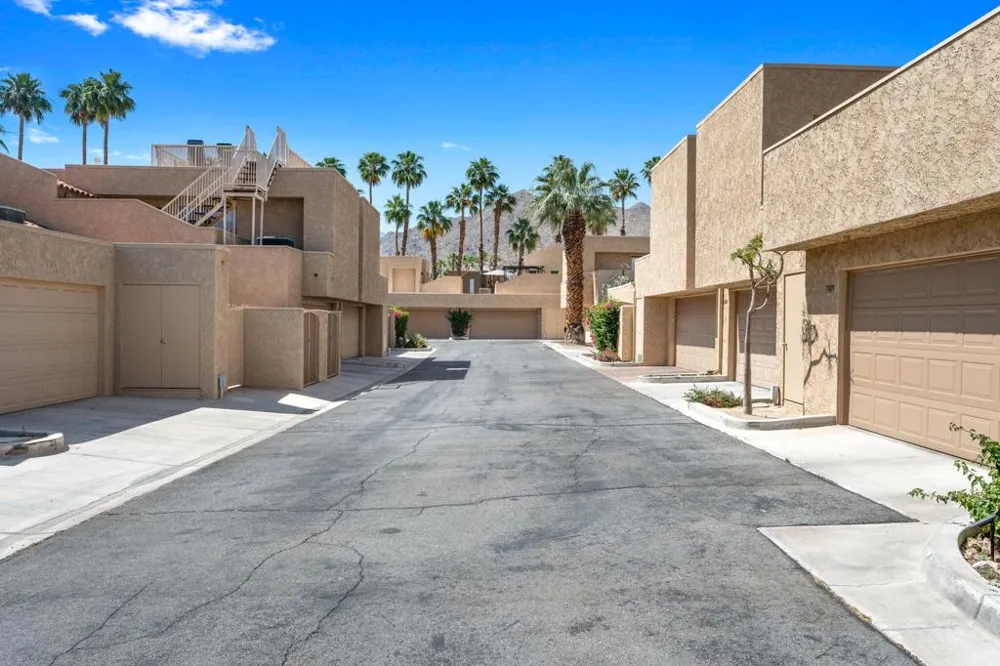 73421 Foxtail Lane Palm Desert, CA 92260