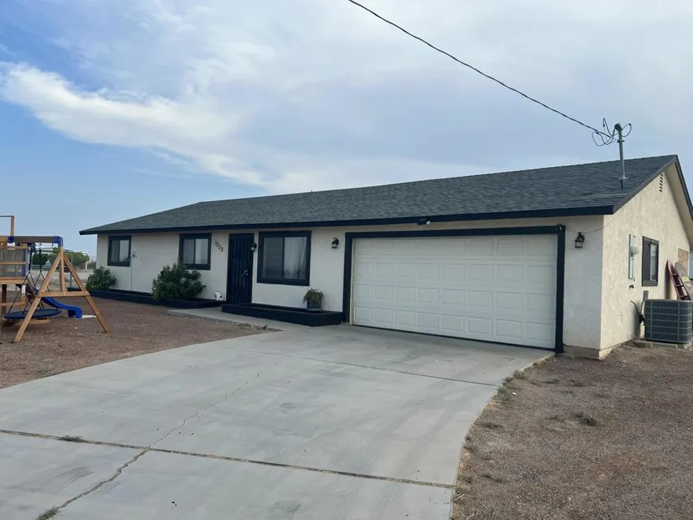 1223 Glendale Avenue Thermal, CA 92274
