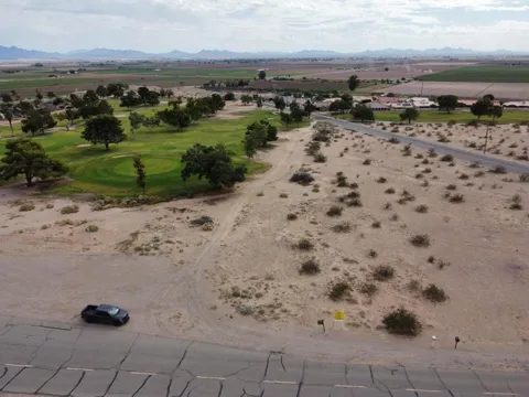 2 Acres On Wells Road