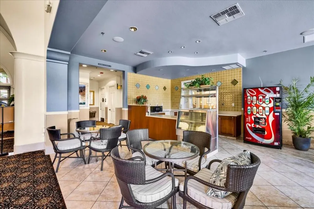 2346 Savanna Way Palm Springs, CA 92262