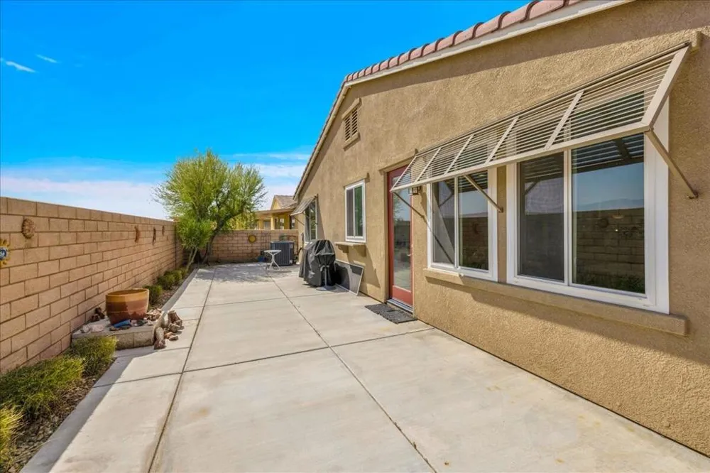 2346 Savanna Way Palm Springs, CA 92262