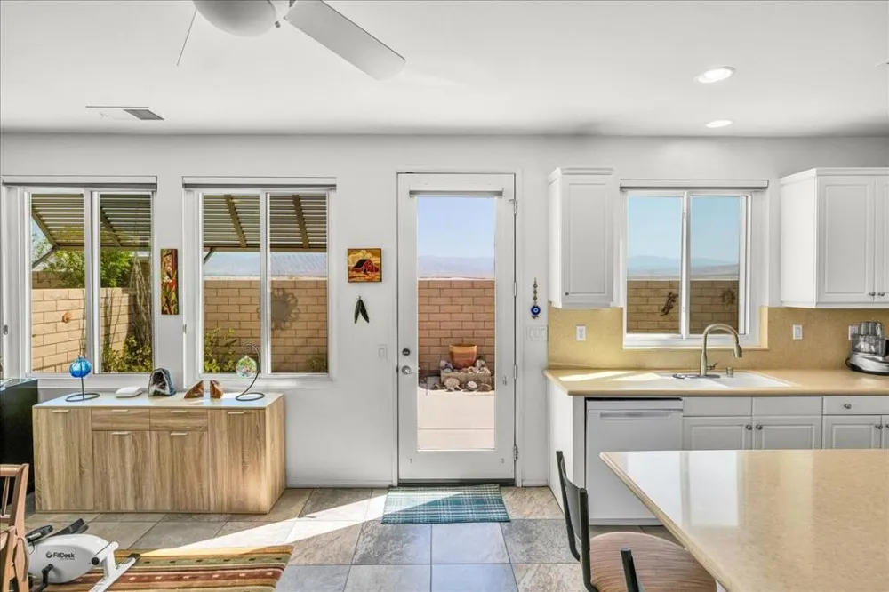 2346 Savanna Way Palm Springs, CA 92262