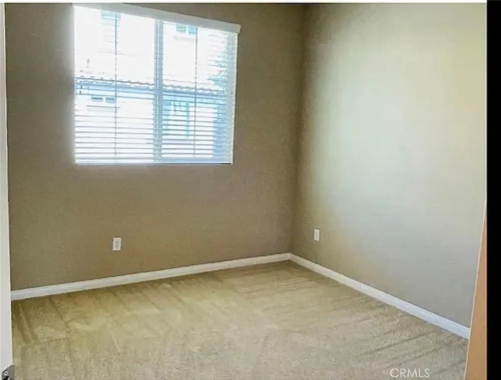 323 Edenfield Avenue Azusa, CA 91702