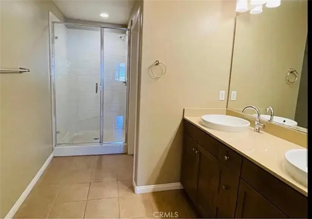 323 Edenfield Avenue Azusa, CA 91702