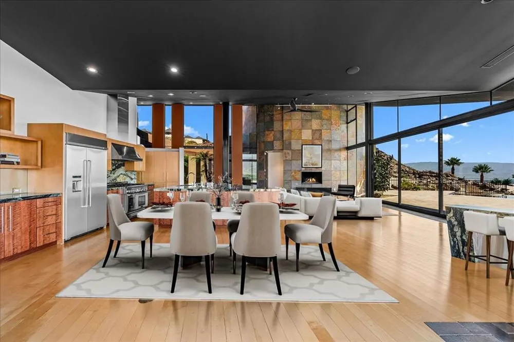 48710 Paisano Road Palm Desert, CA 92260