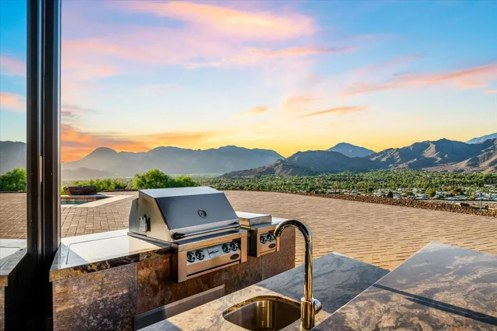 48710 Paisano Road Palm Desert, CA 92260