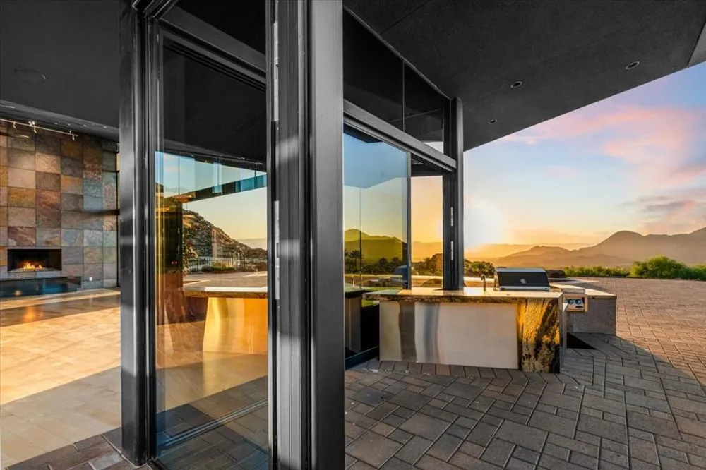 48710 Paisano Road Palm Desert, CA 92260