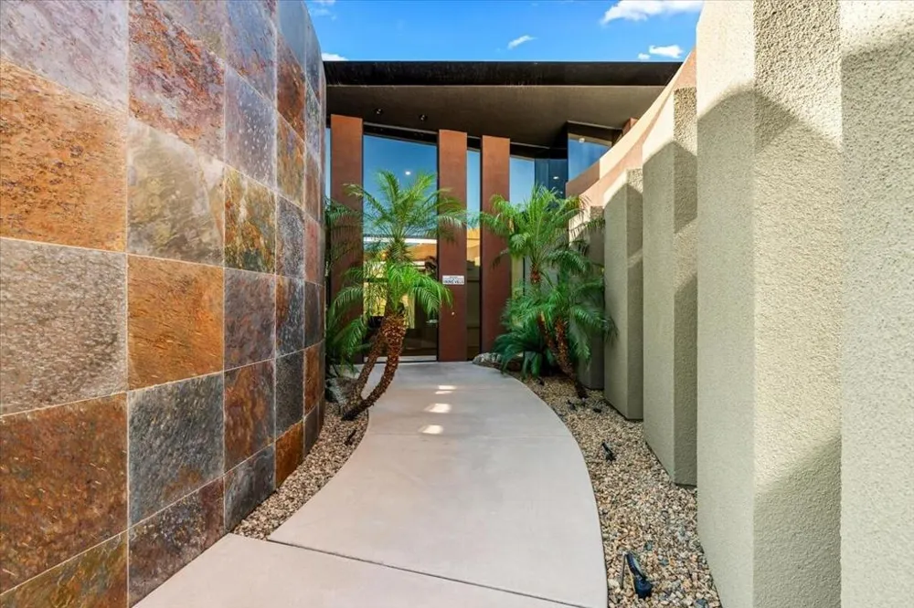 48710 Paisano Road Palm Desert, CA 92260