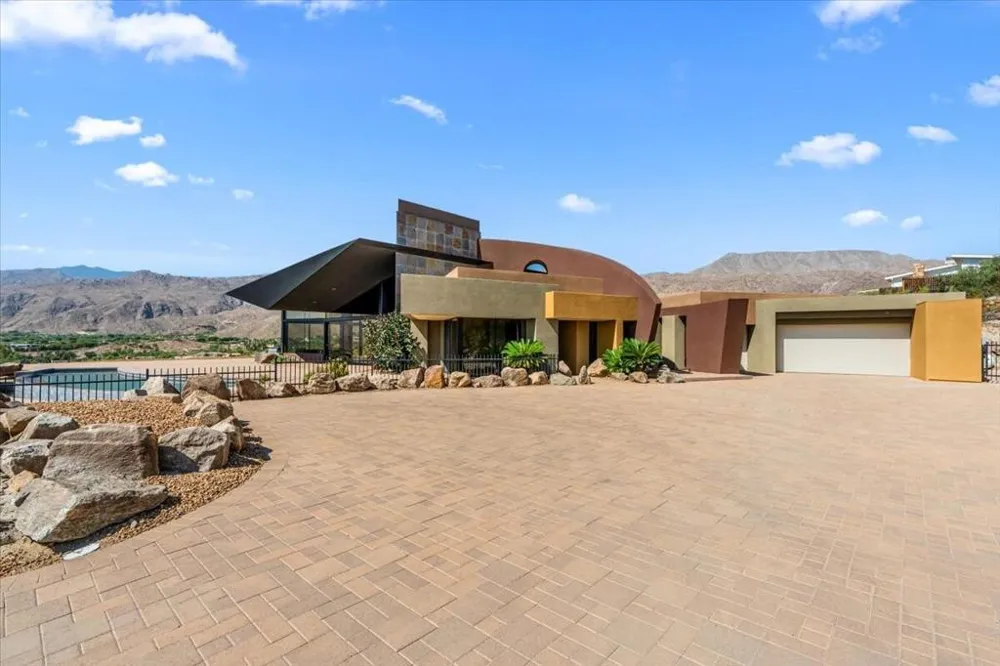 48710 Paisano Road Palm Desert, CA 92260
