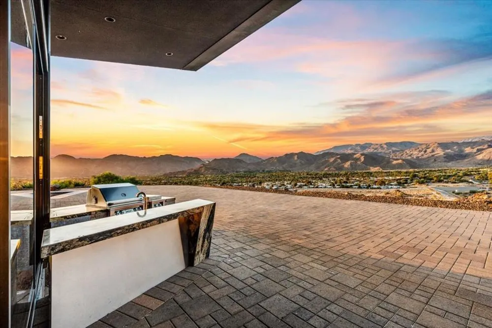 48710 Paisano Road Palm Desert, CA 92260