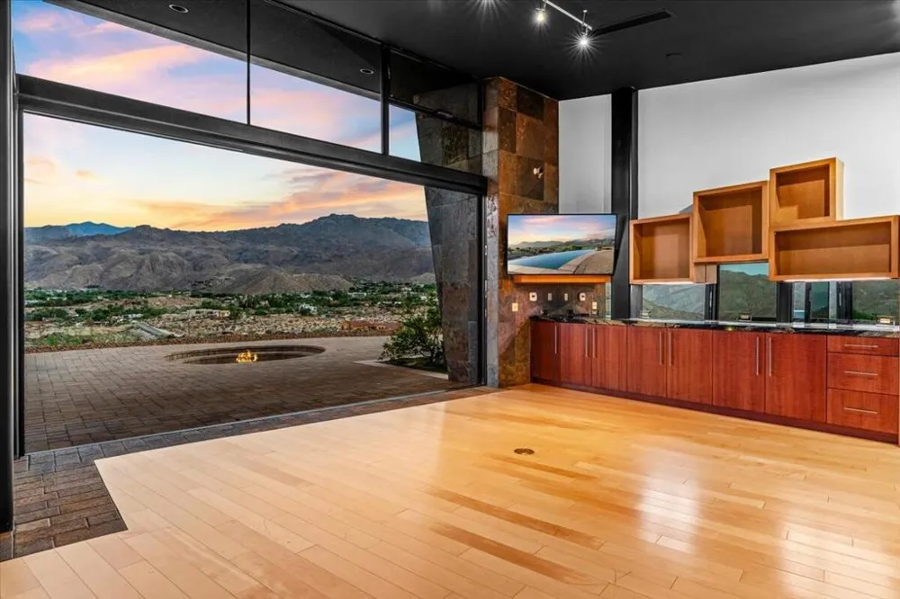 48710 Paisano Road Palm Desert, CA 92260