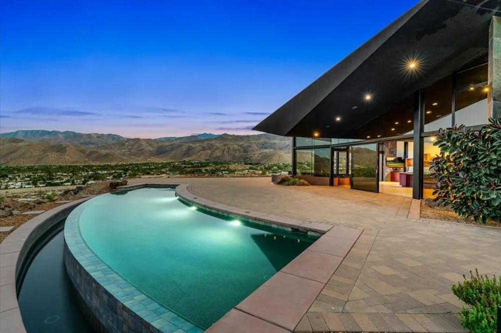 48710 Paisano Road Palm Desert, CA 92260