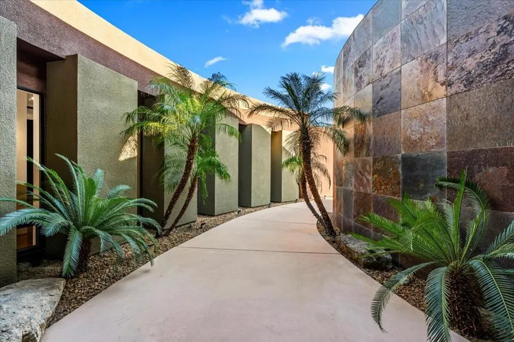 48710 Paisano Road Palm Desert, CA 92260