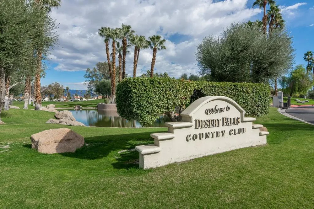 107 Avellino Circle Palm Desert, CA 92211