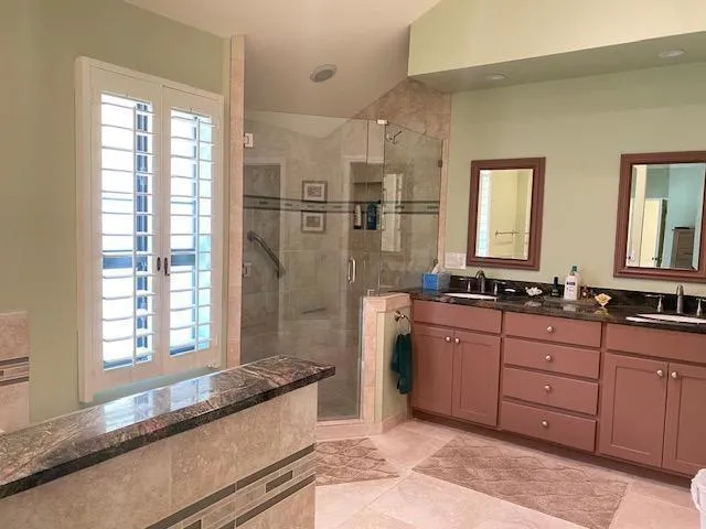 107 Avellino Circle Palm Desert, CA 92211