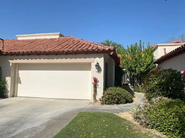 107 Avellino Circle Palm Desert, CA 92211
