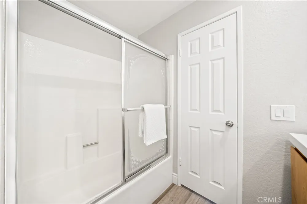 317 Somerset Court Azusa, CA 91702