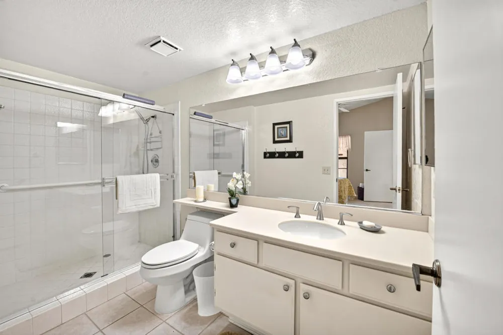 41385 Woodhaven Drive W Palm Desert, CA 92211