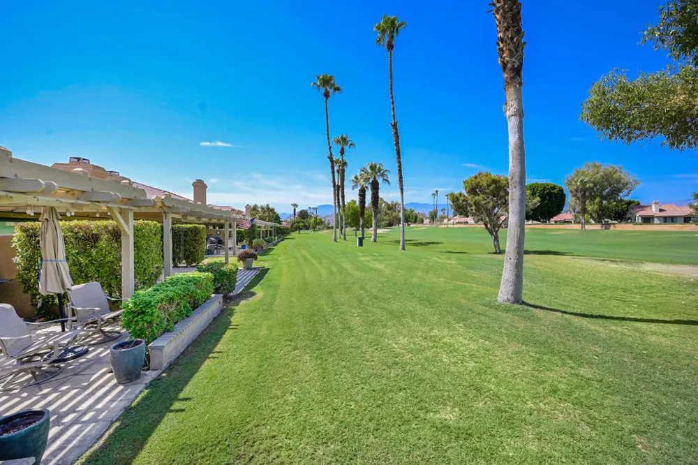 41385 Woodhaven Drive W Palm Desert, CA 92211