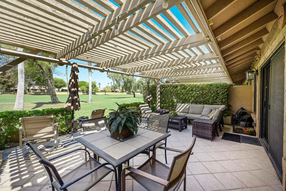 41385 Woodhaven Drive W Palm Desert, CA 92211