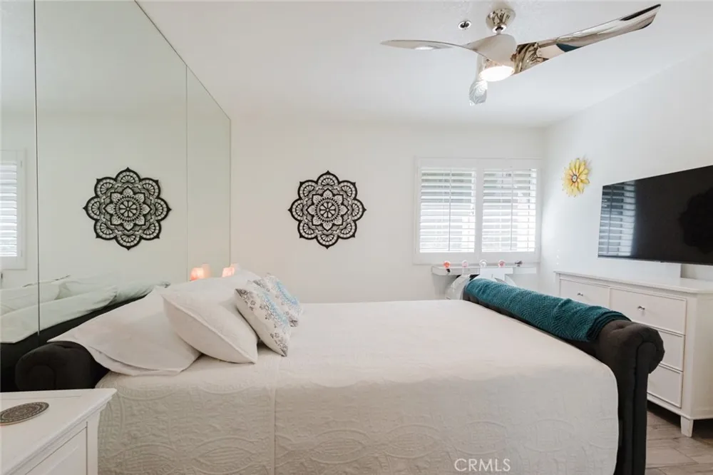 2700 Lawrence Crossley Road #37 Palm Springs, CA 92264