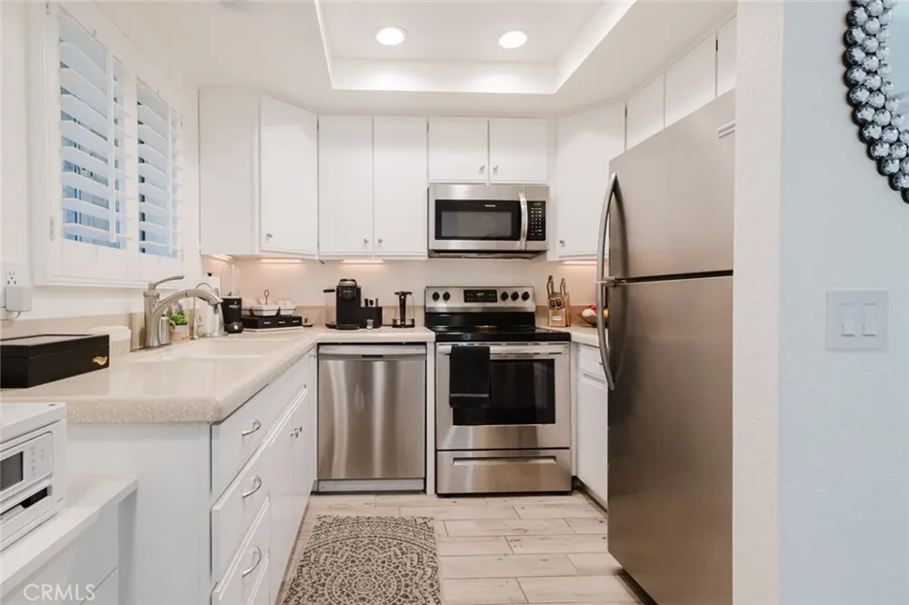 2700 Lawrence Crossley Road #37 Palm Springs, CA 92264