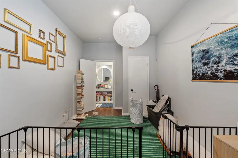 637 Raymond Avenue Pasadena, CA 91103