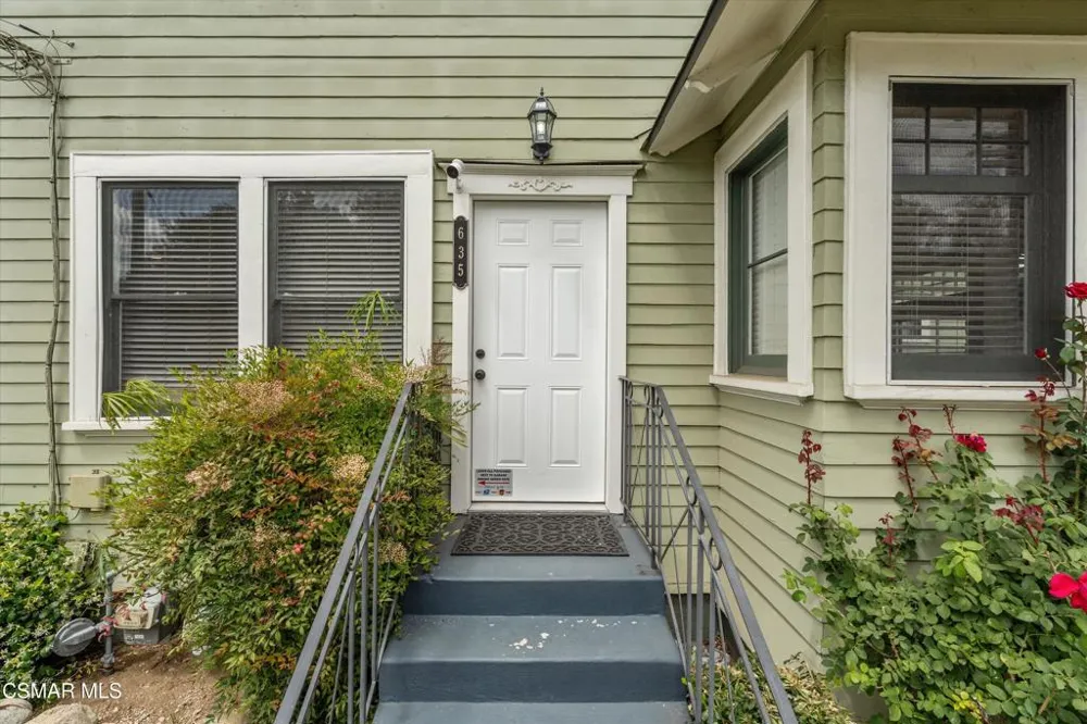 637 Raymond Avenue Pasadena, CA 91103