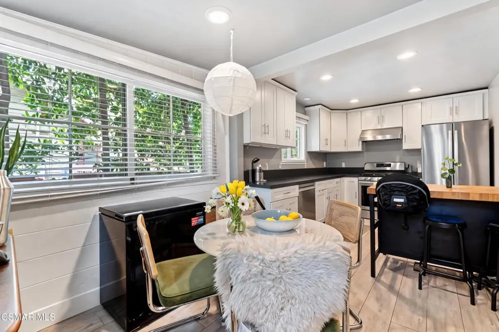 637 Raymond Avenue Pasadena, CA 91103