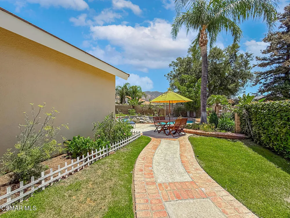 2990 Klamath Avenue Simi Valley, CA 93063