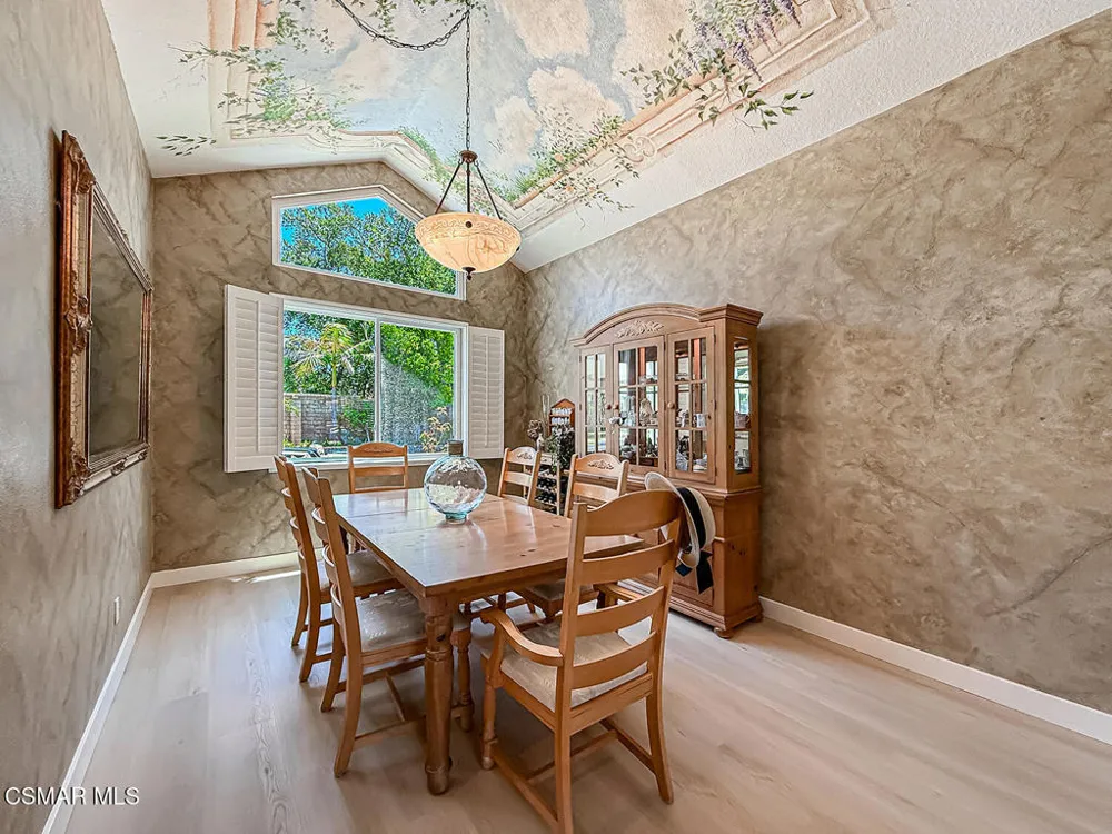 2990 Klamath Avenue Simi Valley, CA 93063