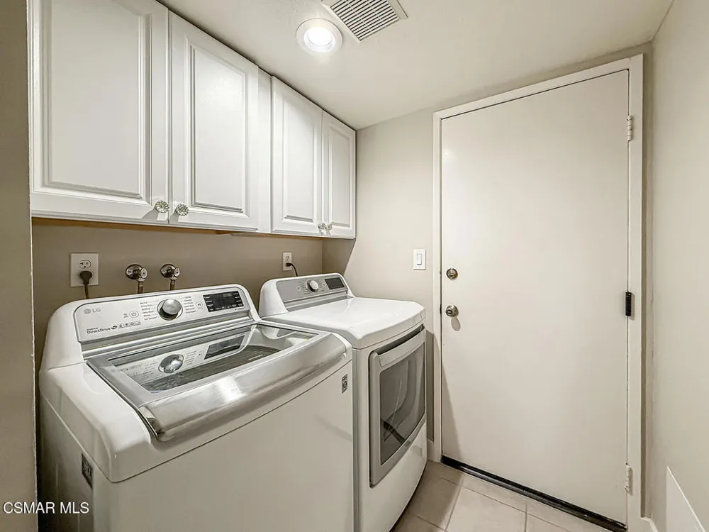 2990 Klamath Avenue Simi Valley, CA 93063