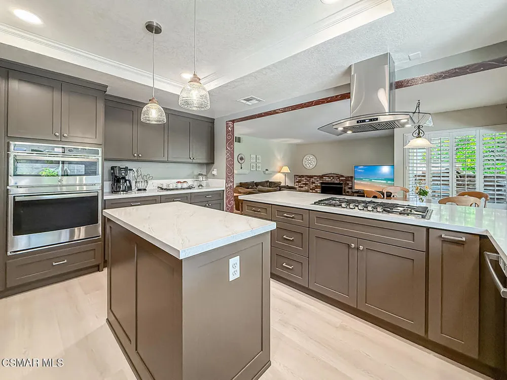 2990 Klamath Avenue Simi Valley, CA 93063