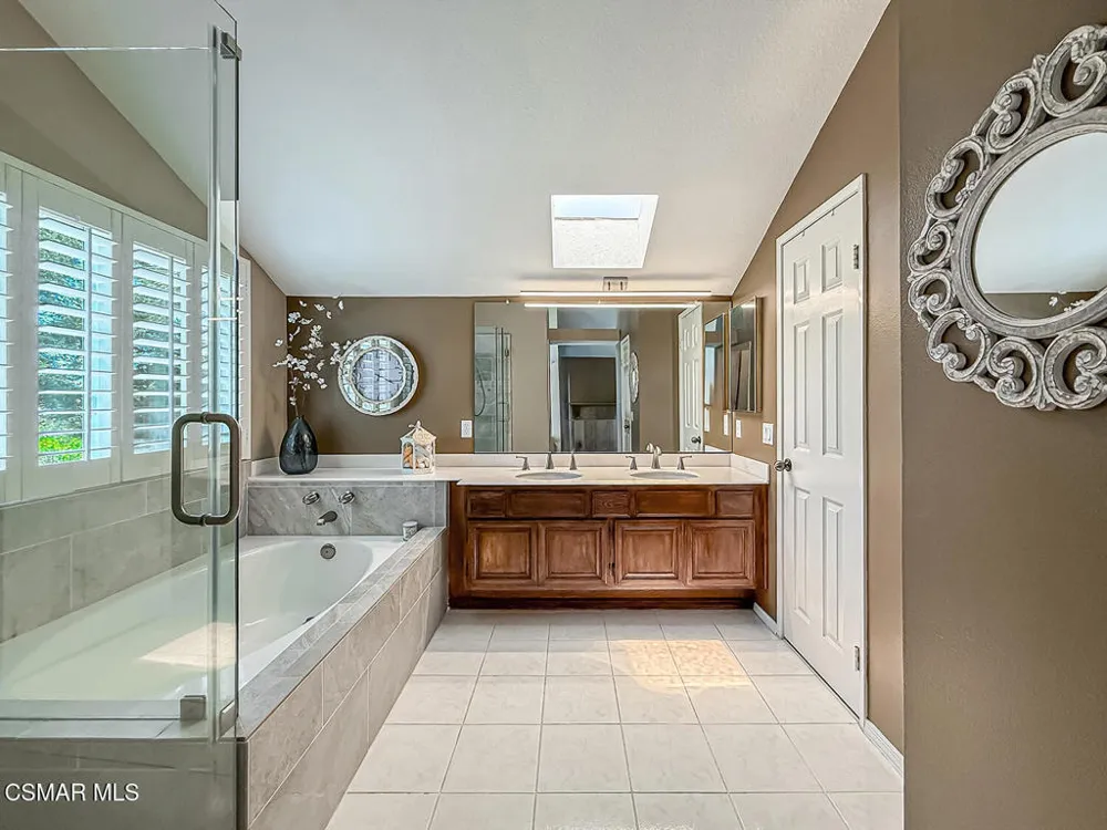 2990 Klamath Avenue Simi Valley, CA 93063