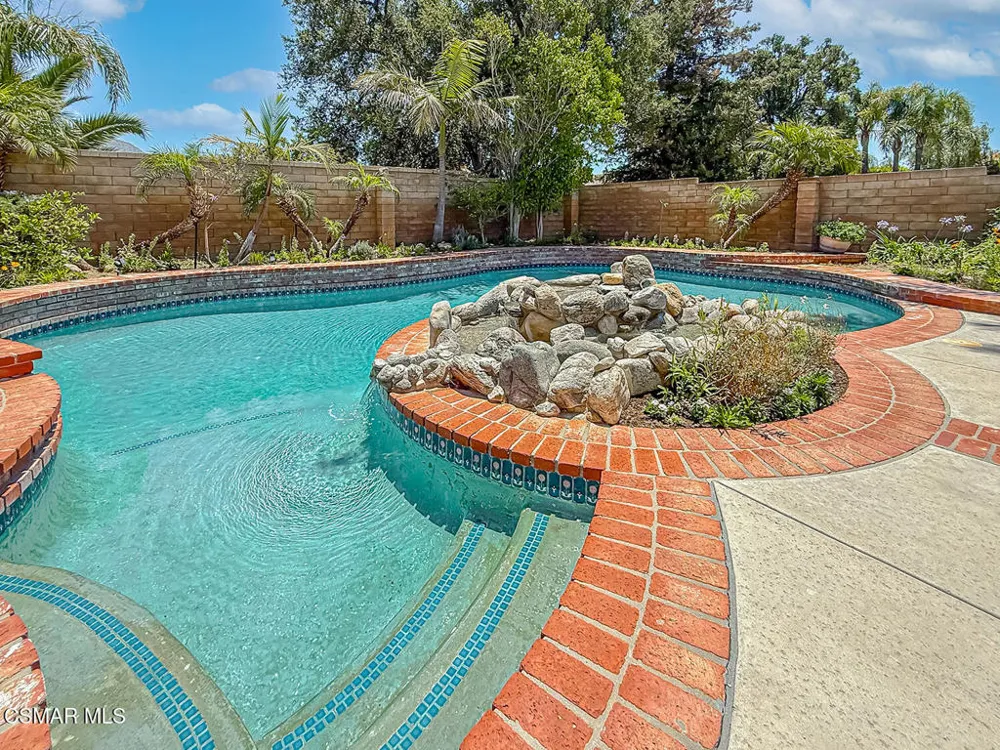 2990 Klamath Avenue Simi Valley, CA 93063