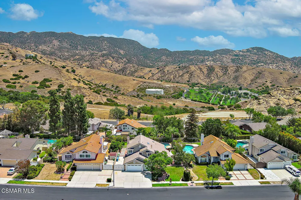 2990 Klamath Avenue Simi Valley, CA 93063