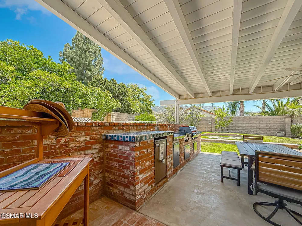 2990 Klamath Avenue Simi Valley, CA 93063