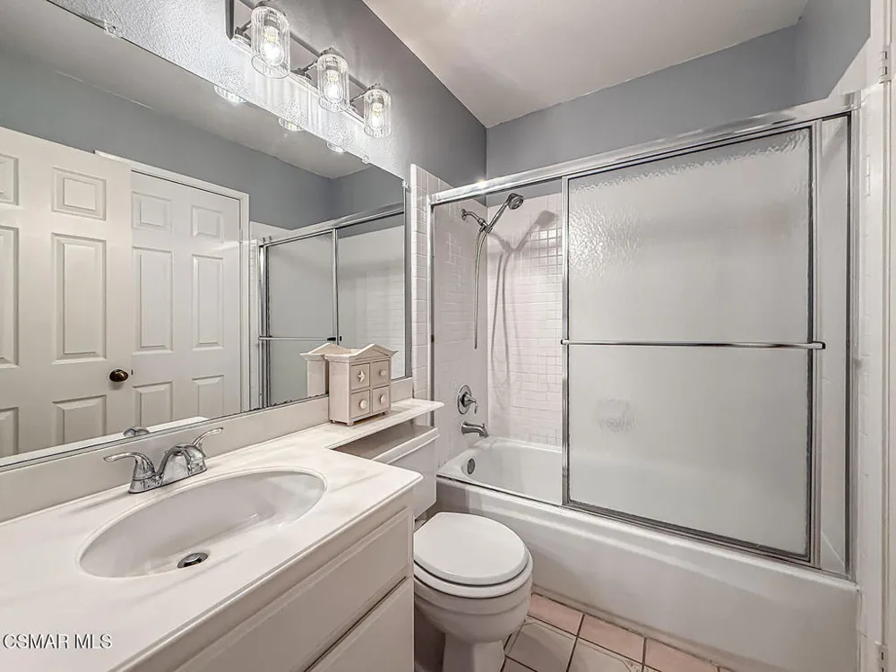 2990 Klamath Avenue Simi Valley, CA 93063