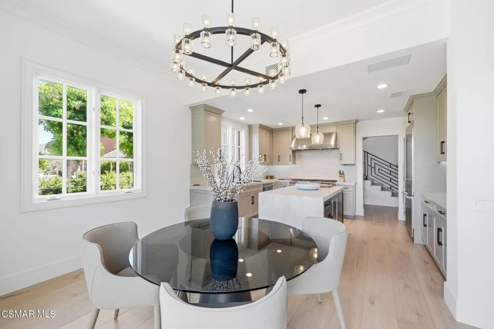 2342 Heatherbank Court Thousand Oaks, CA 91361