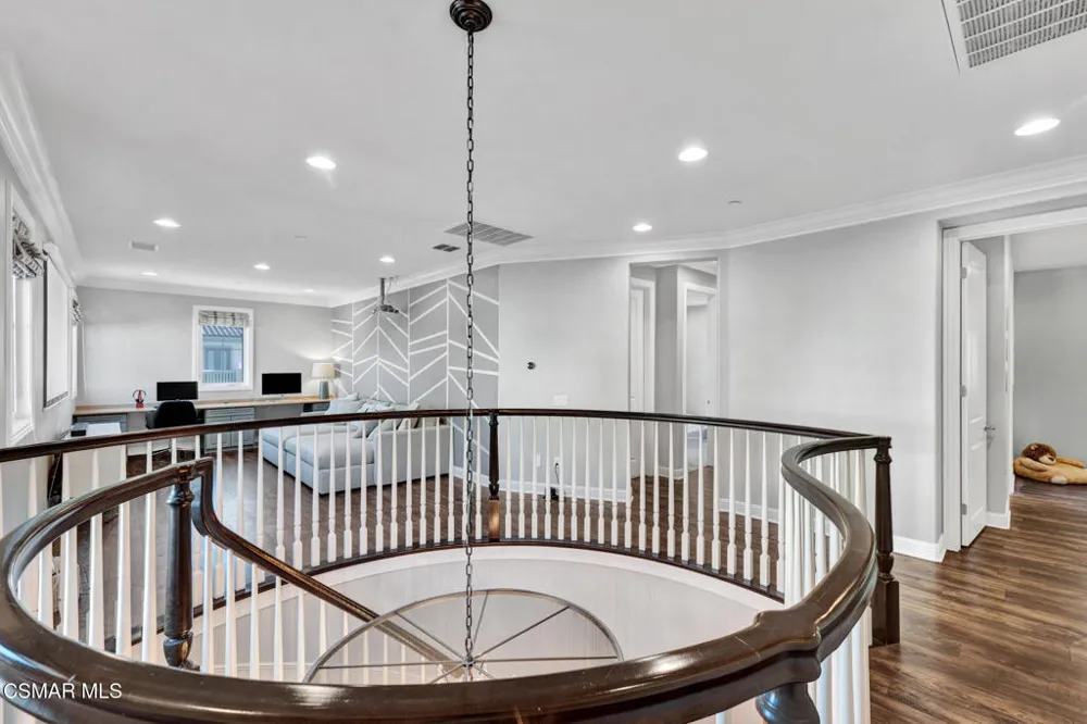20511 Lantana Court Porter Ranch, CA 91326