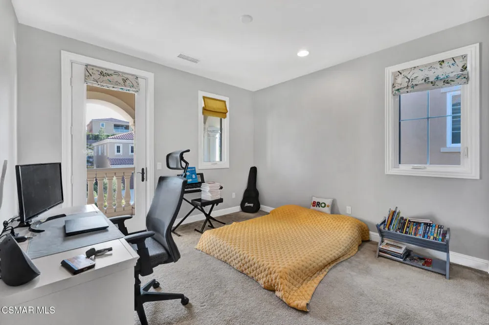 20511 Lantana Court Porter Ranch, CA 91326