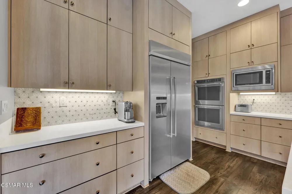 20511 Lantana Court Porter Ranch, CA 91326